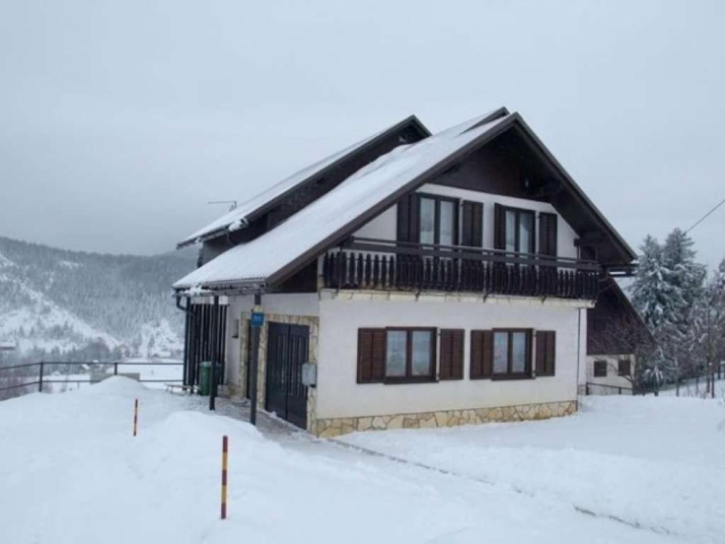 Apartman Svetlicic Ravna Gora Exterior foto